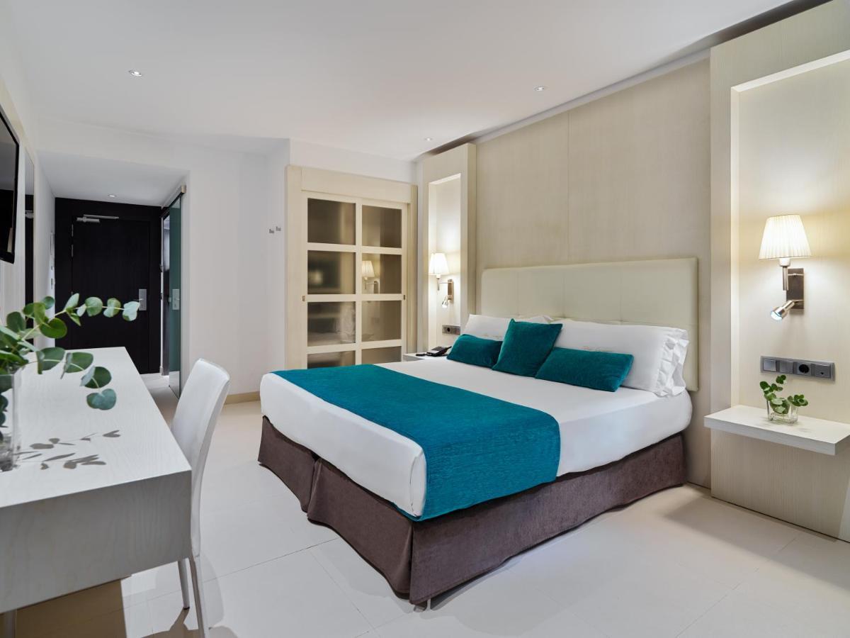 Chambre Deluxe Double ou Lits Jumeaux