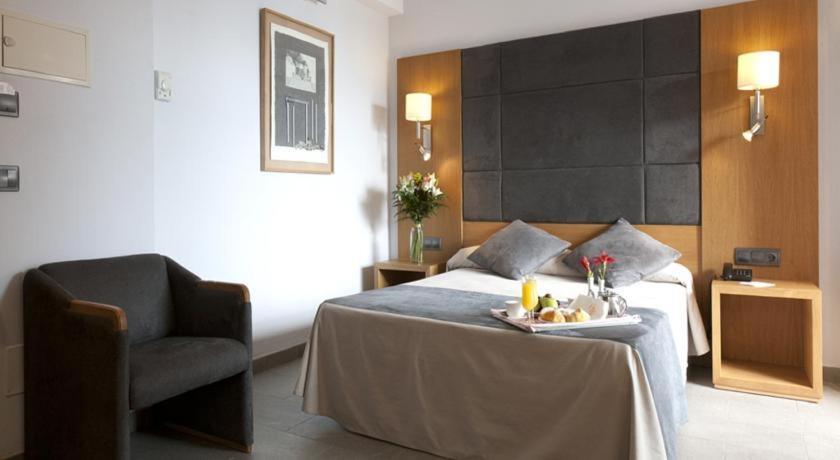 Single Room,1088464147:JPEG